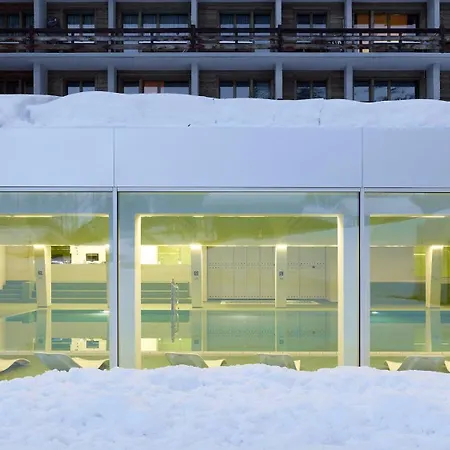 Cosy - Accès Direct Piscine Et Appartement Zinal